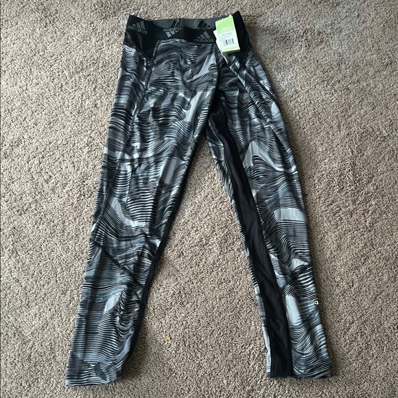 Adidas Monochrome Wave Leggings - Picture 1 of 3